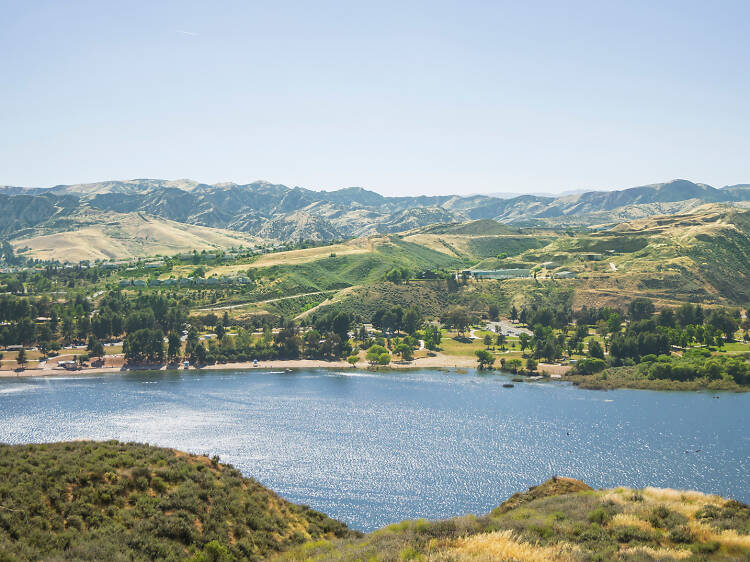 The 6 best lakes near L.A. to swim, boat and hike