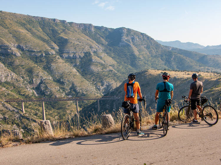 Cycle the Balkans